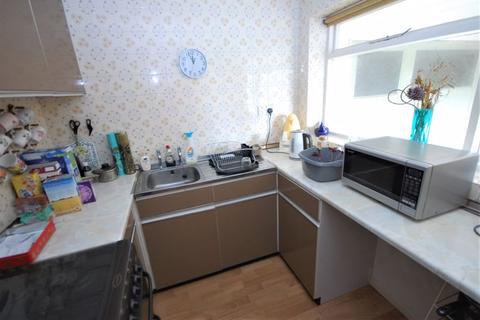 19 Cherrington Gardens, Wolverhampton, WV6 8AJ