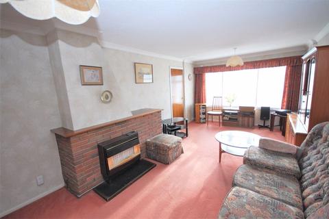 19 Cherrington Gardens, Wolverhampton, WV6 8AJ