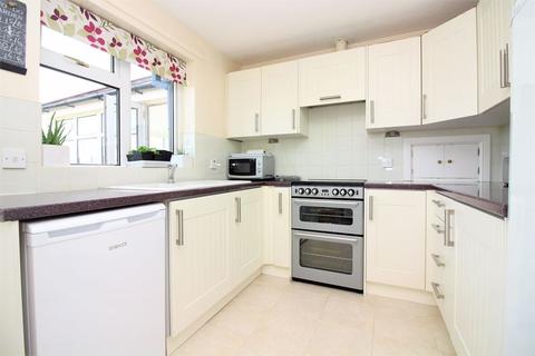 2 Highfield, Ilminster, TA19 9SR
