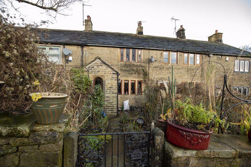 30 Royd Lane, Ripponden HX6 4LX 2 bed terraced house £235,000