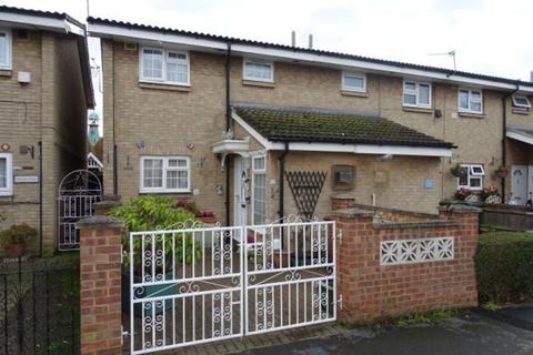 26 Lauser Road, Stanwell, Staines-upon-thames, TW19 7PT
