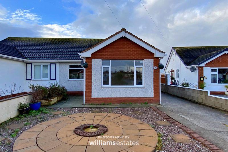Cherry Close, Prestatyn 2 bed semidetached bungalow £146,500