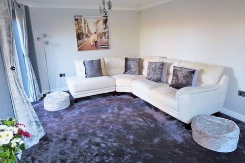 33 Blue Cedar Drive, Streetly, Sutton Coldfield, B74 2AE