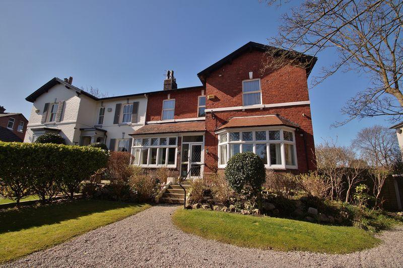 Gloucester Road, Birkdale 5 bed semidetached house £500,000