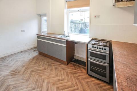 16 Haslam Street, Bury, BL9 6EQ