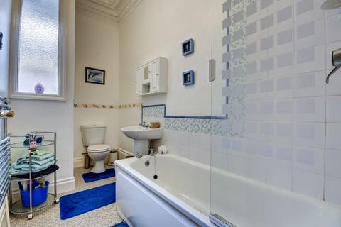 Flat 2, 13 Bagdale, Whitby, YO21 1QS