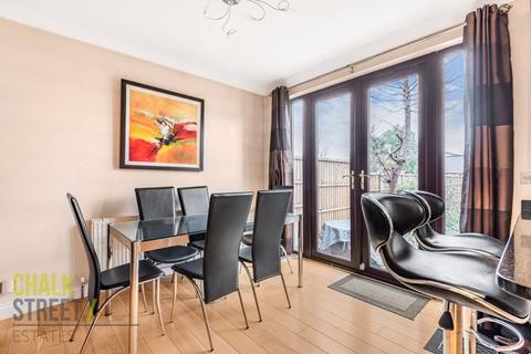 12 Windsor Road, Hornchurch, RM11 1PD
