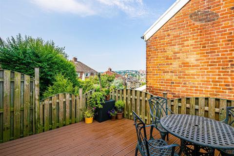 282 Bole Hill Road, Sheffield, S6 5DF