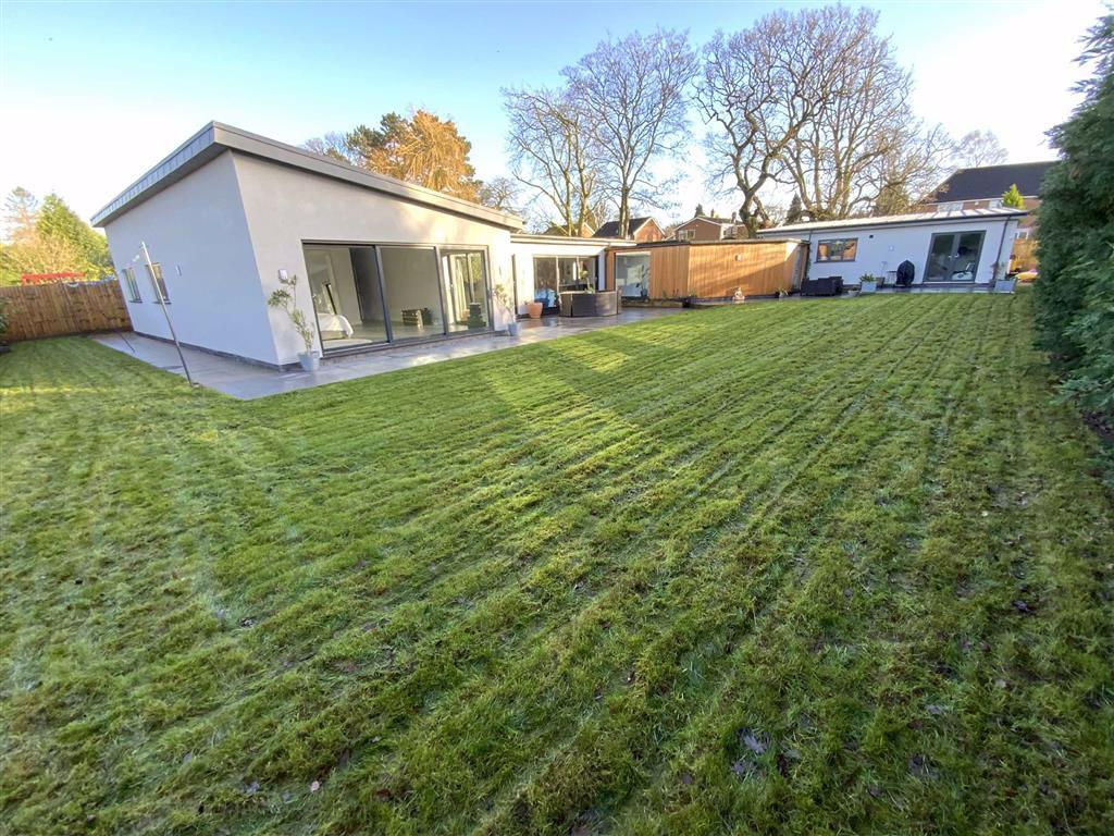 Forest Rise, Kirby Muxloe... 4 bed detached bungalow £775,000