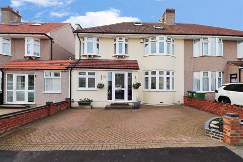 5 Madison Gardens, Bexleyheath, DA7 5SU