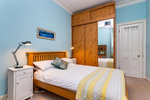 2f1, 3 Dalmeny Road, Edinburgh, EH6 4QX