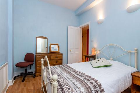 2f1, 3 Dalmeny Road, Edinburgh, EH6 4QX