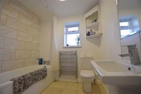 123 Longford Lane, Gloucester, GL2 9HD