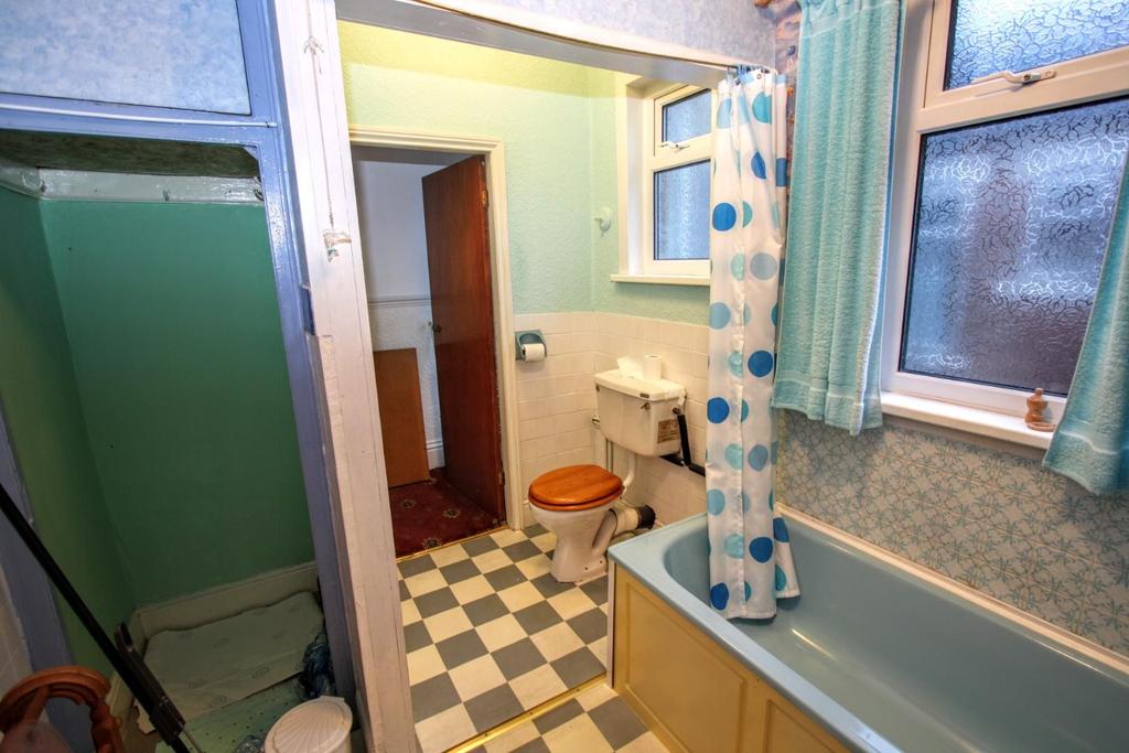 Bathroom/w.c.