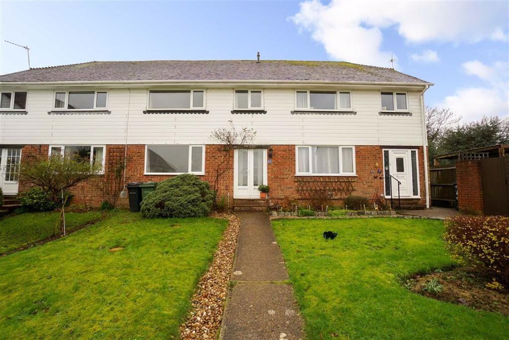 Heathlands, Westfield, East Sussex 3 bed terraced house £280,000