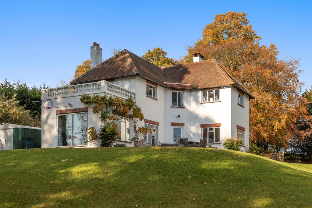 Shere Road, West Horsley, Surrey, KT24 4 bed detached house £1,750,000