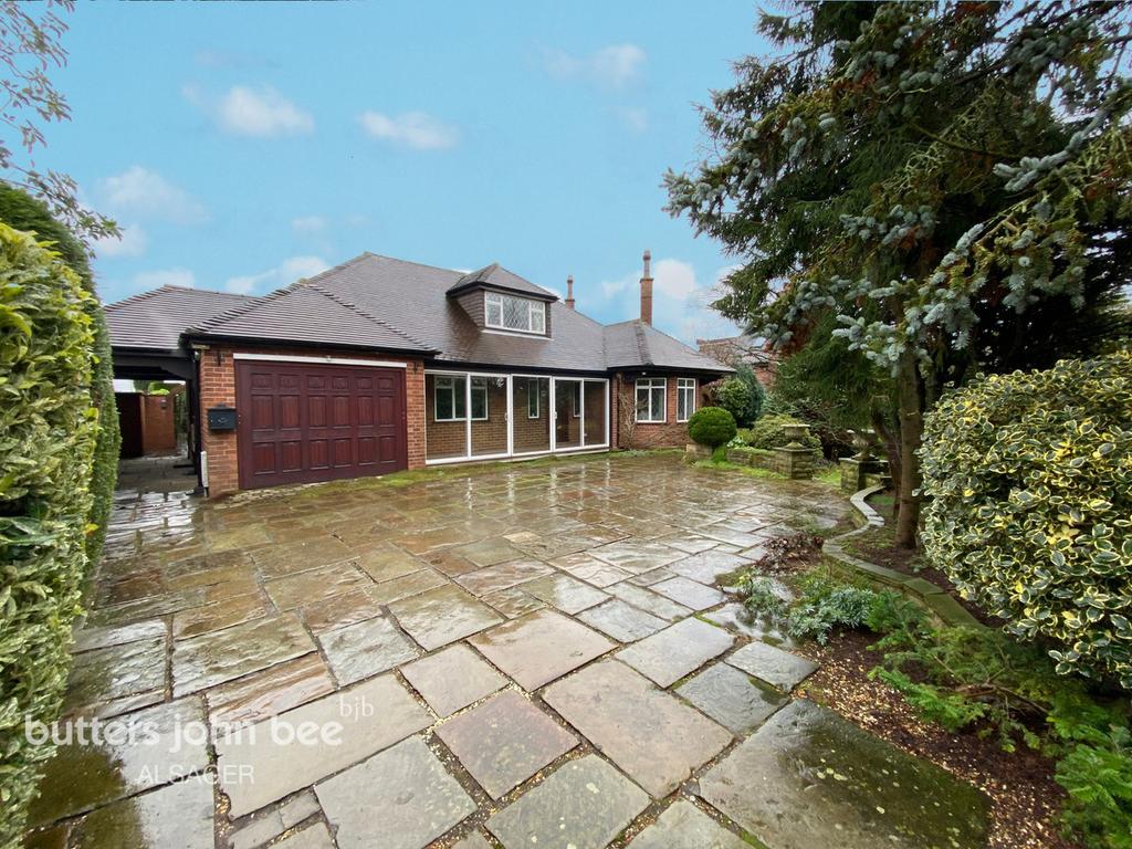Liverpool Road West, Church Lawton 4 bed detached house £500,000