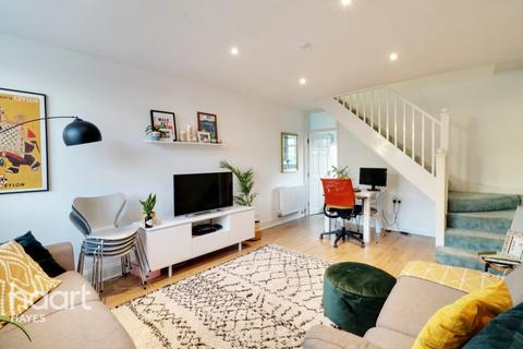 12 Woodhouse Close, Hayes, UB3 1NJ