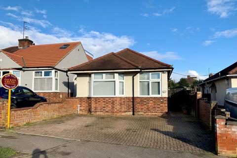18 Central Avenue, Northampton, NN2 8DZ