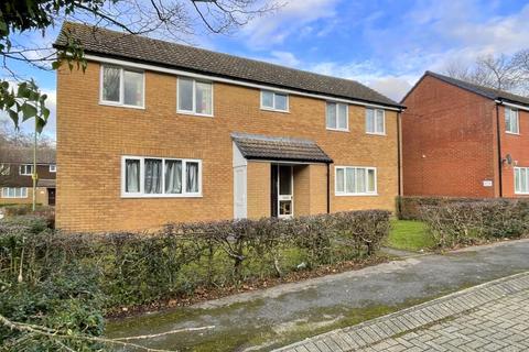 32 Willow Drive, Ringwood, BH24 3BE