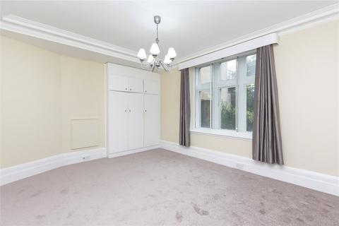 4 bedroom flat to rent, Manor House, Marylebone Road, London