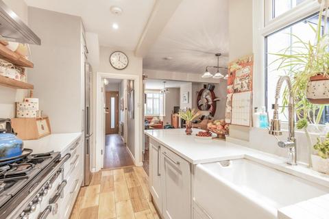 42 Beauchamp Road, London, SE19 3DE