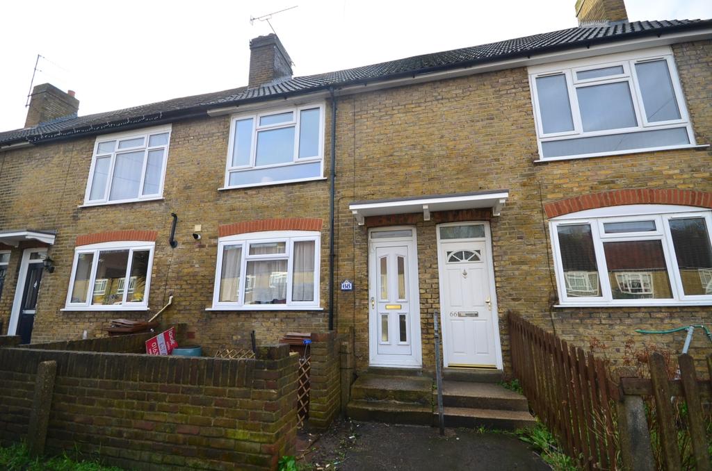 Cornwallis Avenue Gillingham ME7 2 bed terraced house £950 pcm (£219 pw)
