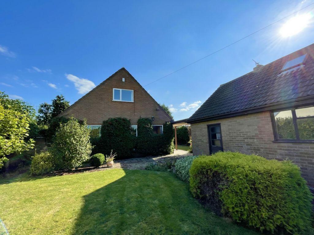Woodside Road, Oadby, LE2 3 bed house £1,250 pcm (£288 pw)
