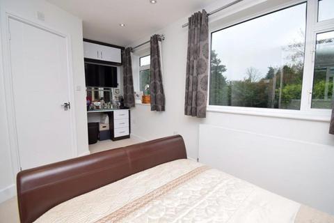 10 Rectory Close, Farnham Royal, Slough, SL2 3BG