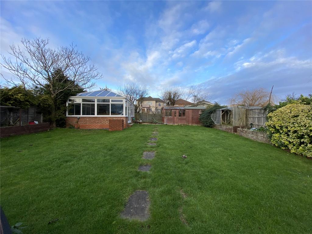 Hawkwell Park Drive Hockley Essex Ss5 4 Bed Detached House £595 000