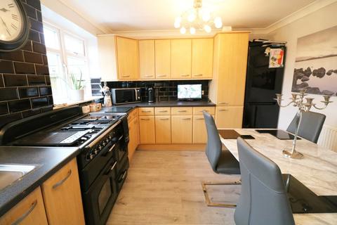 7 Forest Way, Hollywood, Birmingham, B47 5JS