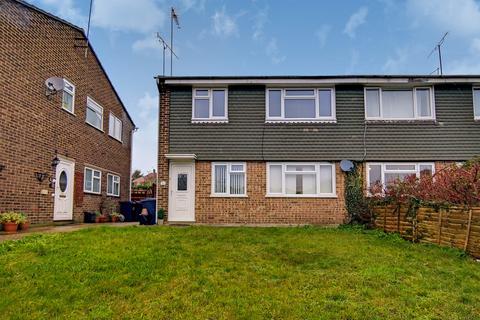 49 Swallowdale, South Croydon, CR2 8SG