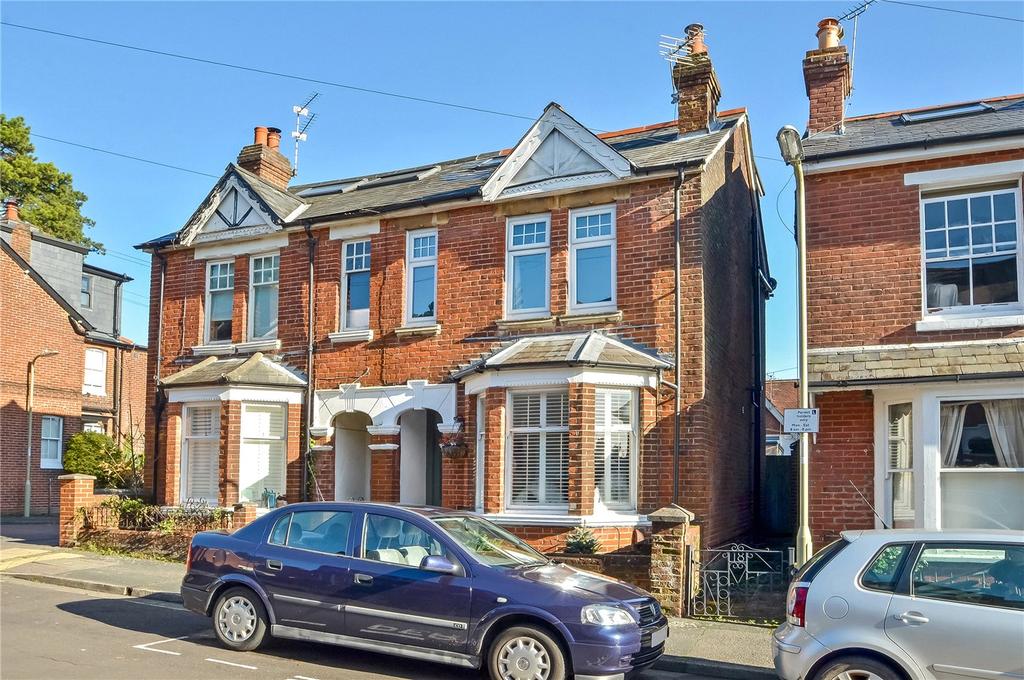 Brassey Road, Winchester, SO22 4 bed semidetached house £685,000
