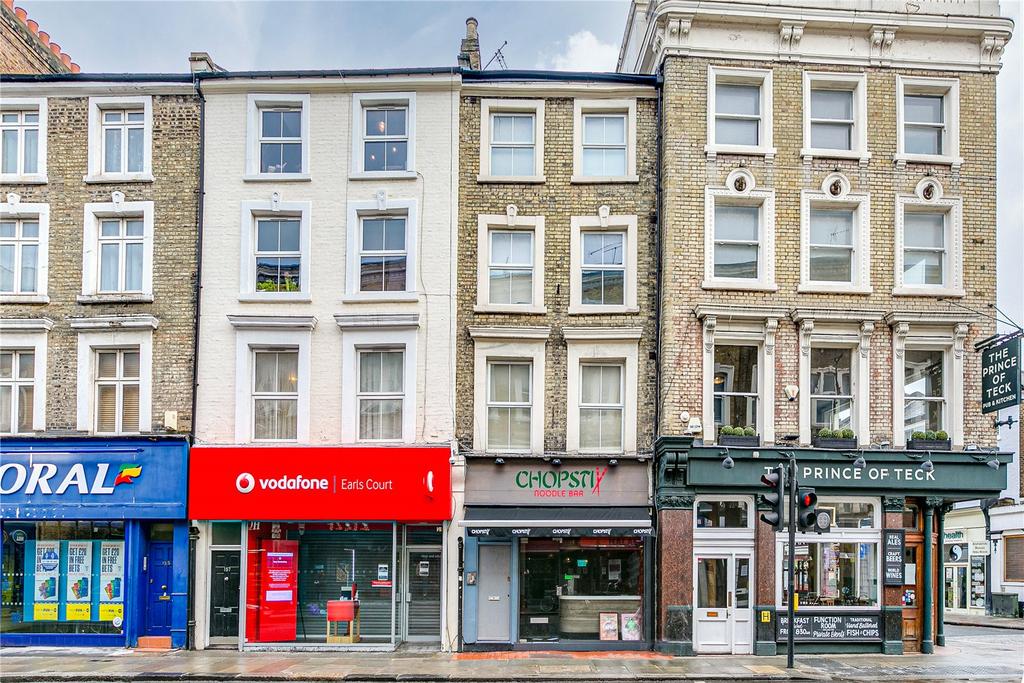 Earls Court Road, Earls Court, London Studio to rent £953 pcm (£220 pw)