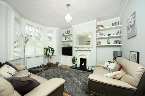 12 Chamberlain Road, London, W13 9EW
