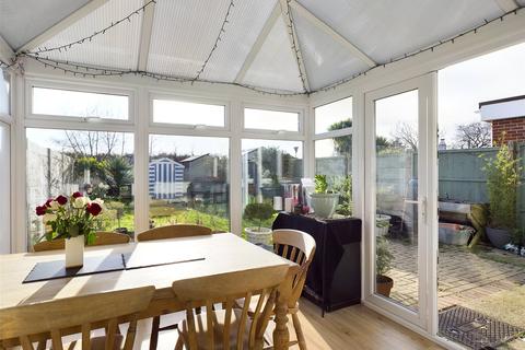 1 Collingbourne Avenue, Bournemouth, BH6 5QR