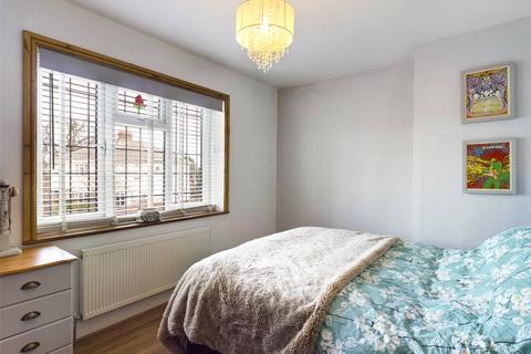 1 Collingbourne Avenue, Bournemouth, BH6 5QR