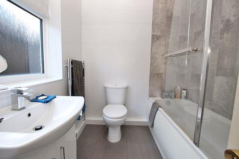 108 Albatross Drive, Grimsby, DN37 9PE