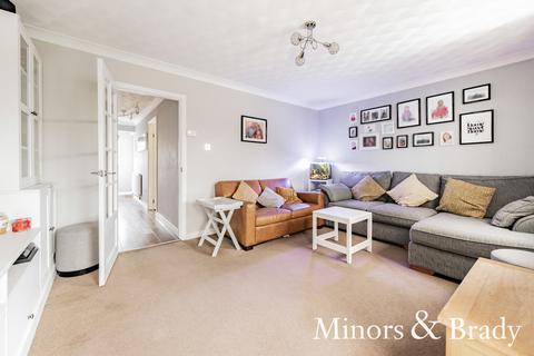 12a Carl Close, Dereham, NR19 1ET