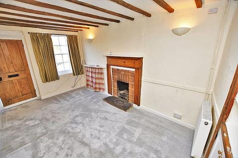 1 bedroom terraced house to rent, Eyhorne Street, Maidstone