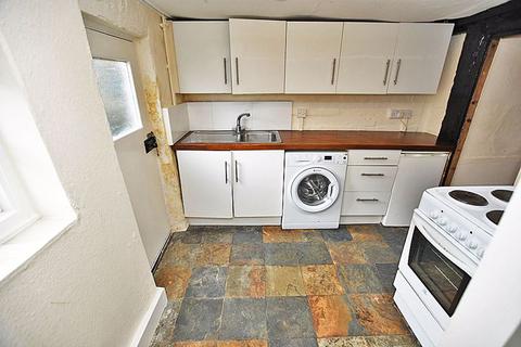 1 bedroom terraced house to rent, Eyhorne Street, Maidstone