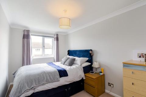 2 Angram Close, York, YO30 5ZN