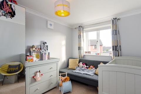 2 Angram Close, York, YO30 5ZN