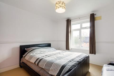 64 Fossway, York, YO31 8SL