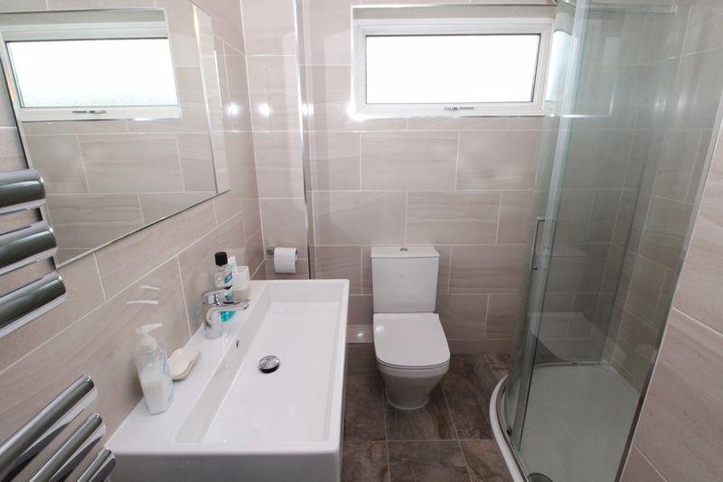 Shower Room (2)