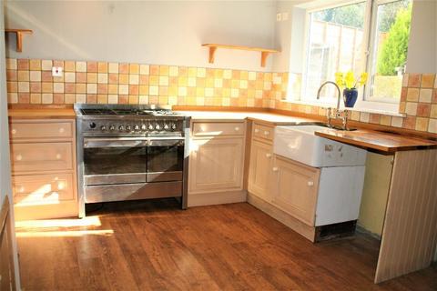 11 Bath Road, Cricklade, Swindon, SN6 6AT