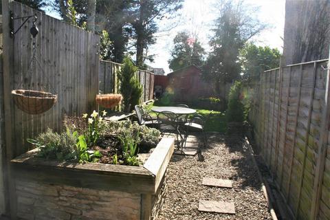 11 Bath Road, Cricklade, Swindon, SN6 6AT