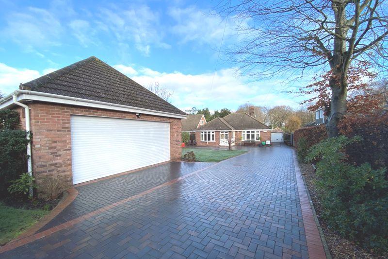 Yarmouth Road, Lowestoft 4 bed detached bungalow £575,000