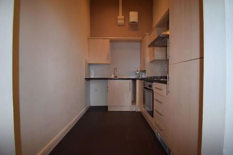2 bedroom flat to rent - High Street, Golborne