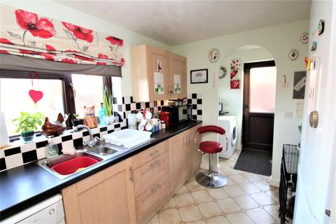 1 Brough Close, Northampton, NN5 6YD